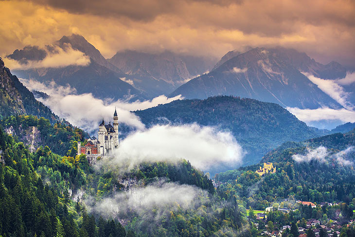 Schloss Neuschwanstein (©Foto: iStock, SeanPavonePhoto) 